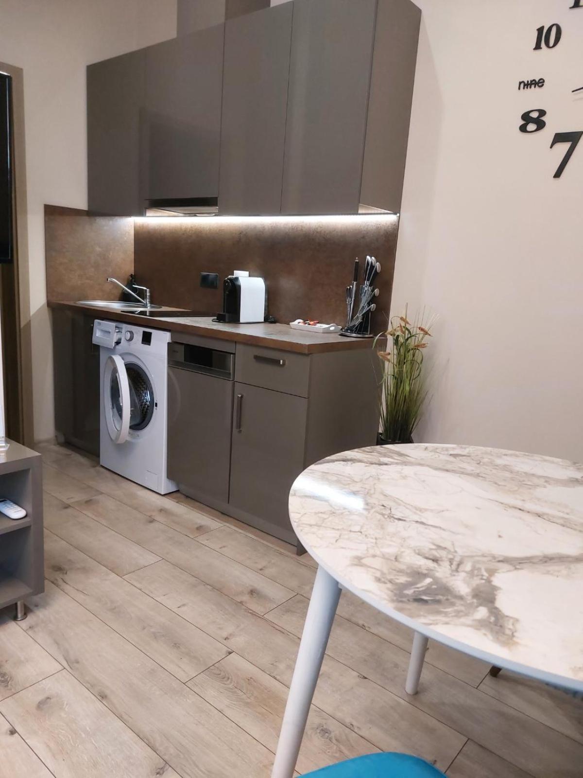 Silver Dawn Apartments Segedyn Zewnętrze zdjęcie