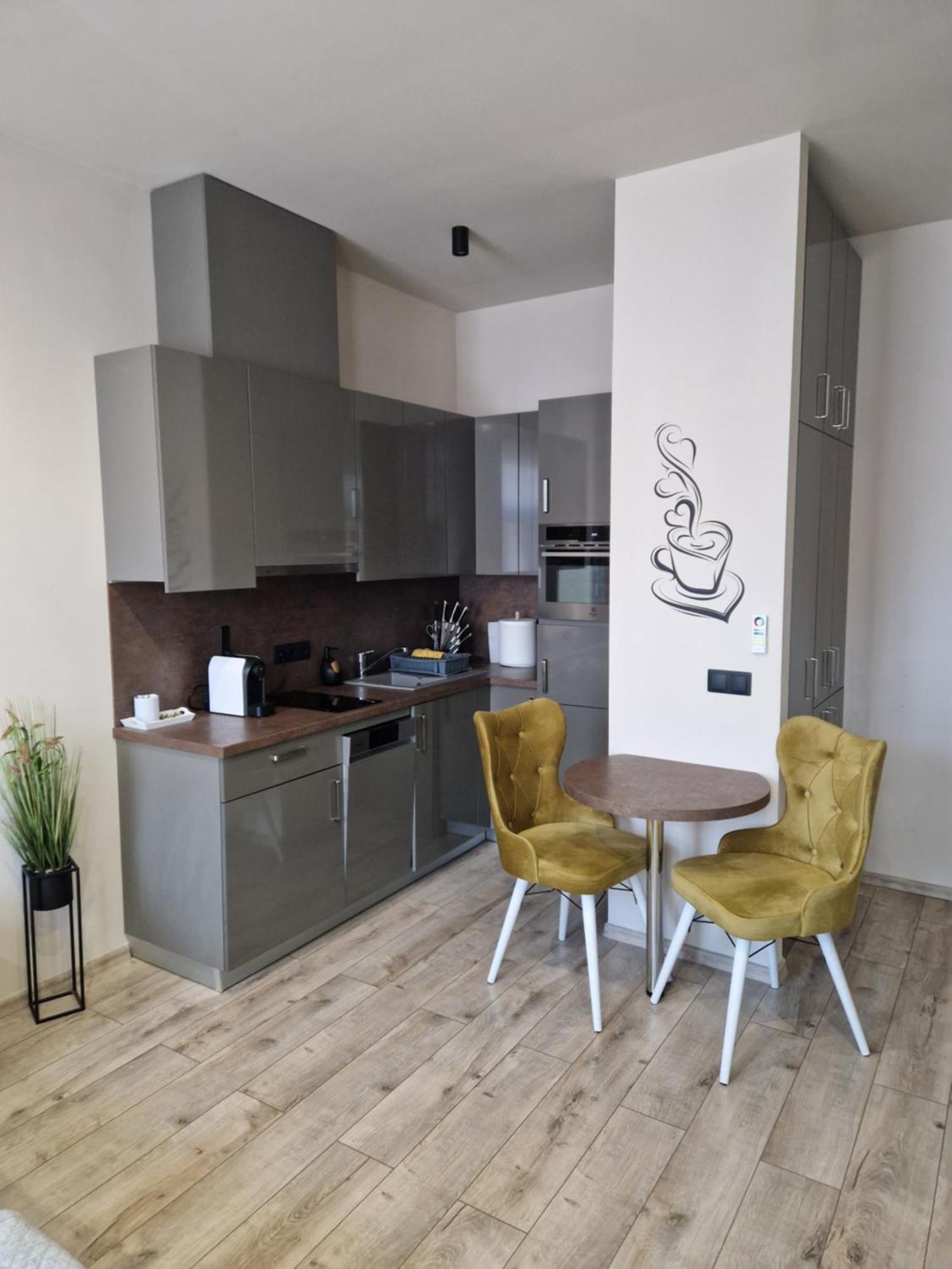 Silver Dawn Apartments Segedyn Pokój zdjęcie